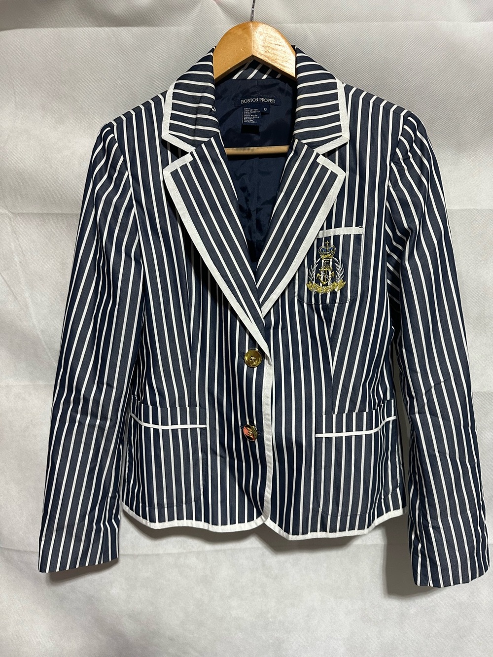 Boston Proper Blazer Size 12 Nautical Gold Button Embroidered Crest Metallic EUC